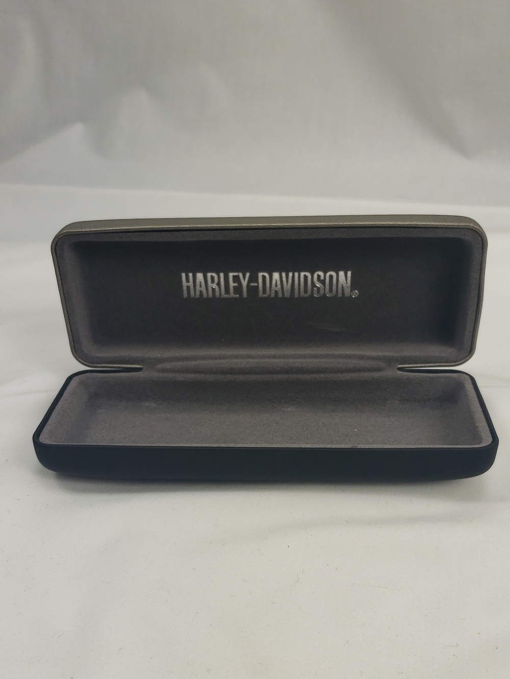 Harley-Davidson Hard Shell Glass Case